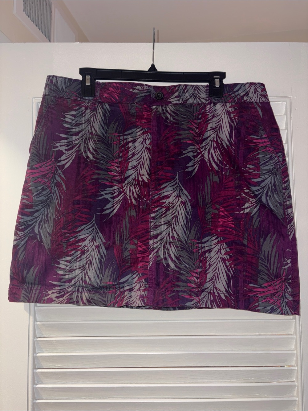Trendy Sonoma Purple and Magenta Leaf-Print Skort🔥